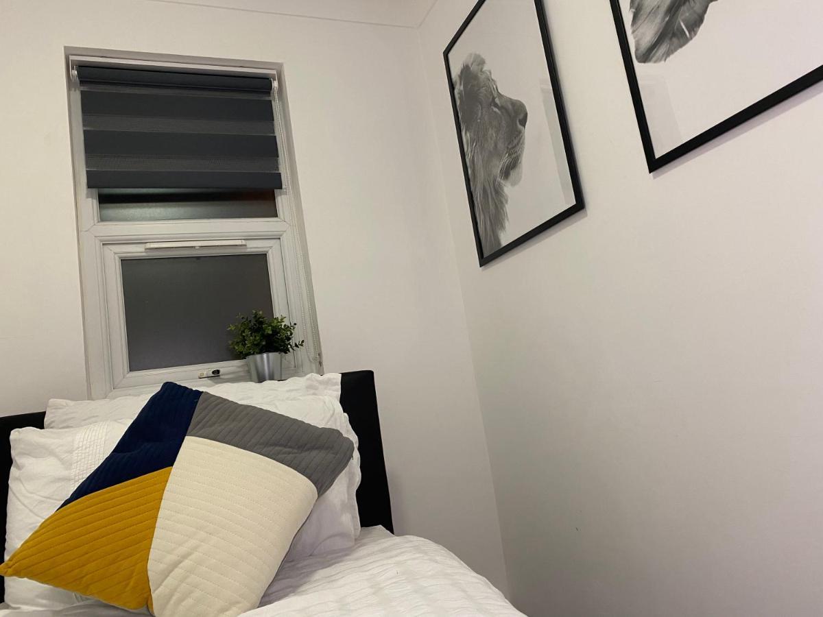 February Bliss Special, Unwind In Style With Our Exclusive Sa Promo, Book Now Apartment London Exterior photo